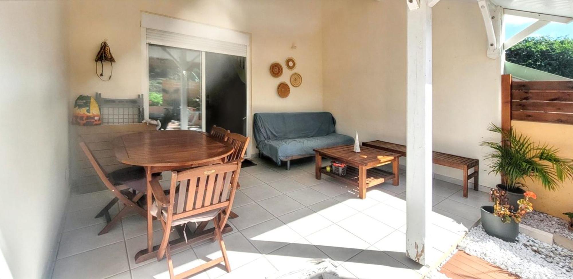 Maison Charmante A Sainte-Anne Avec Jardin Et Pergola En Bois. Extérieur photo
